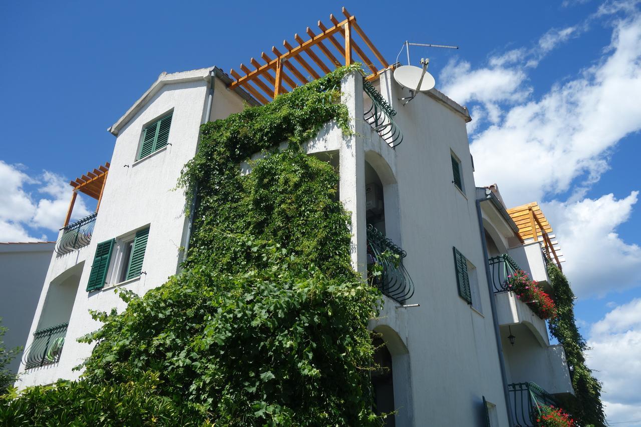 Apartments Nada Vodice Zewnętrze zdjęcie